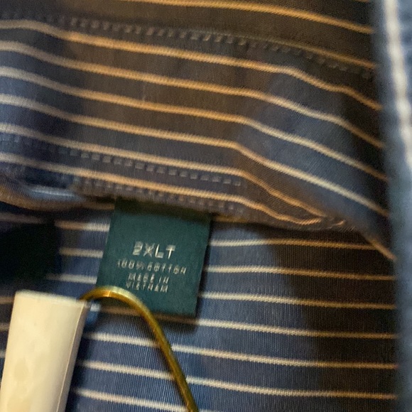 Perry Ellis dress shirt used in great condition - Picture 4 of 4